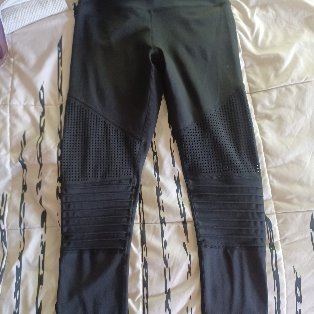 Zyia moto legging size 4. 7/8 length